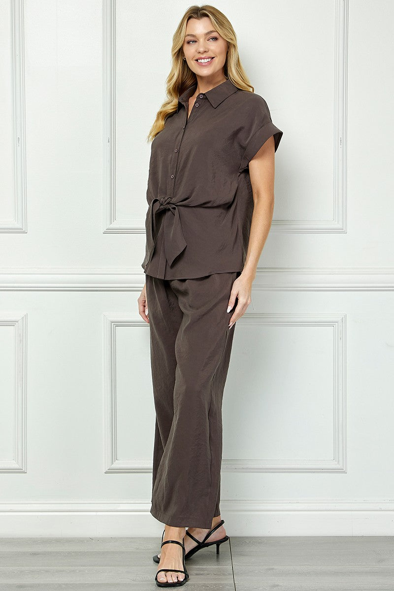 Short Sleeve Front Tie Button Down - Brown
