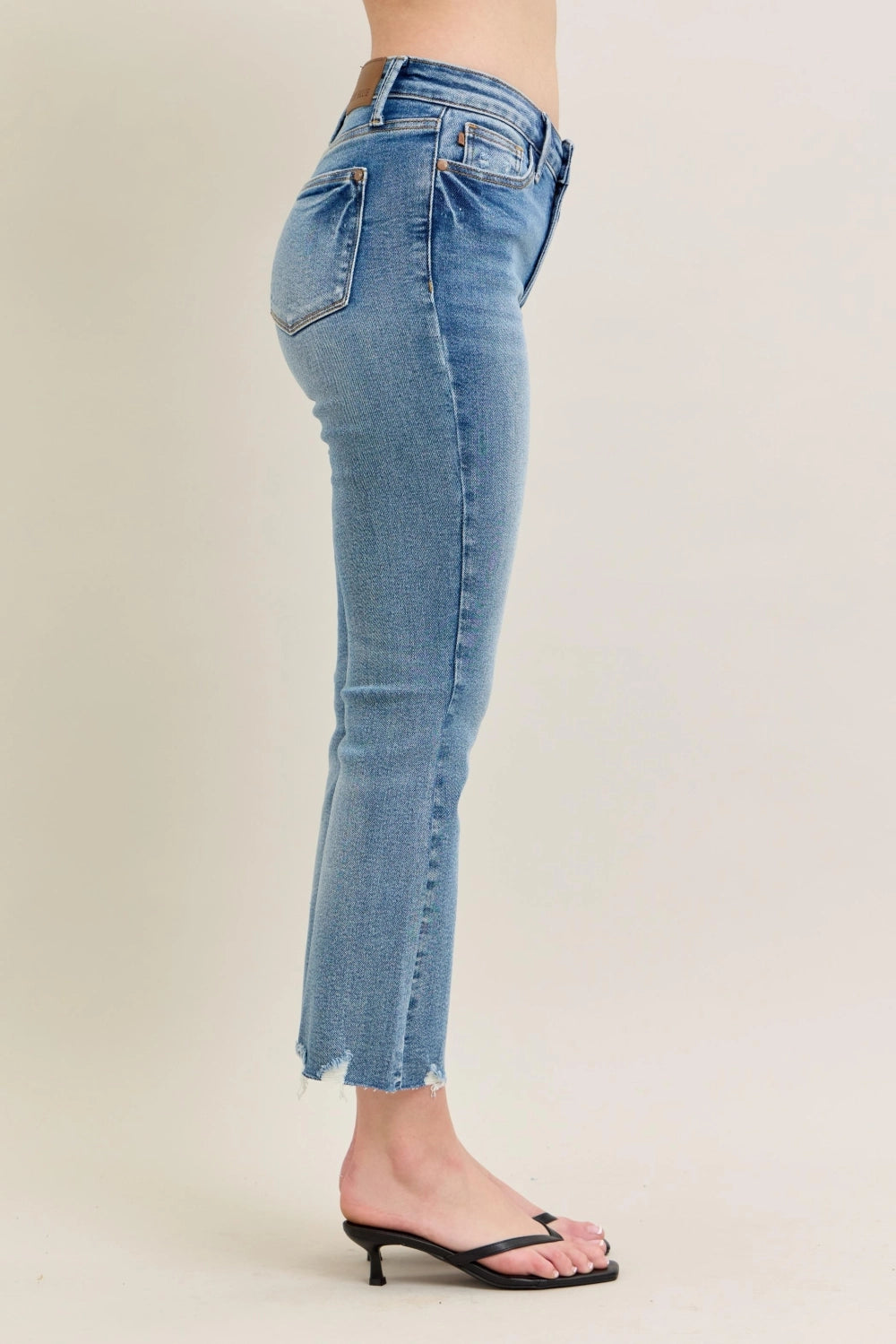 Eden MR Vintage Wash Destroy Hem Kick Flare Judy Blue Jeans