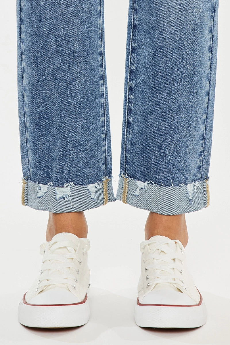 Sutton HR Slim Straight KanCan Jeans