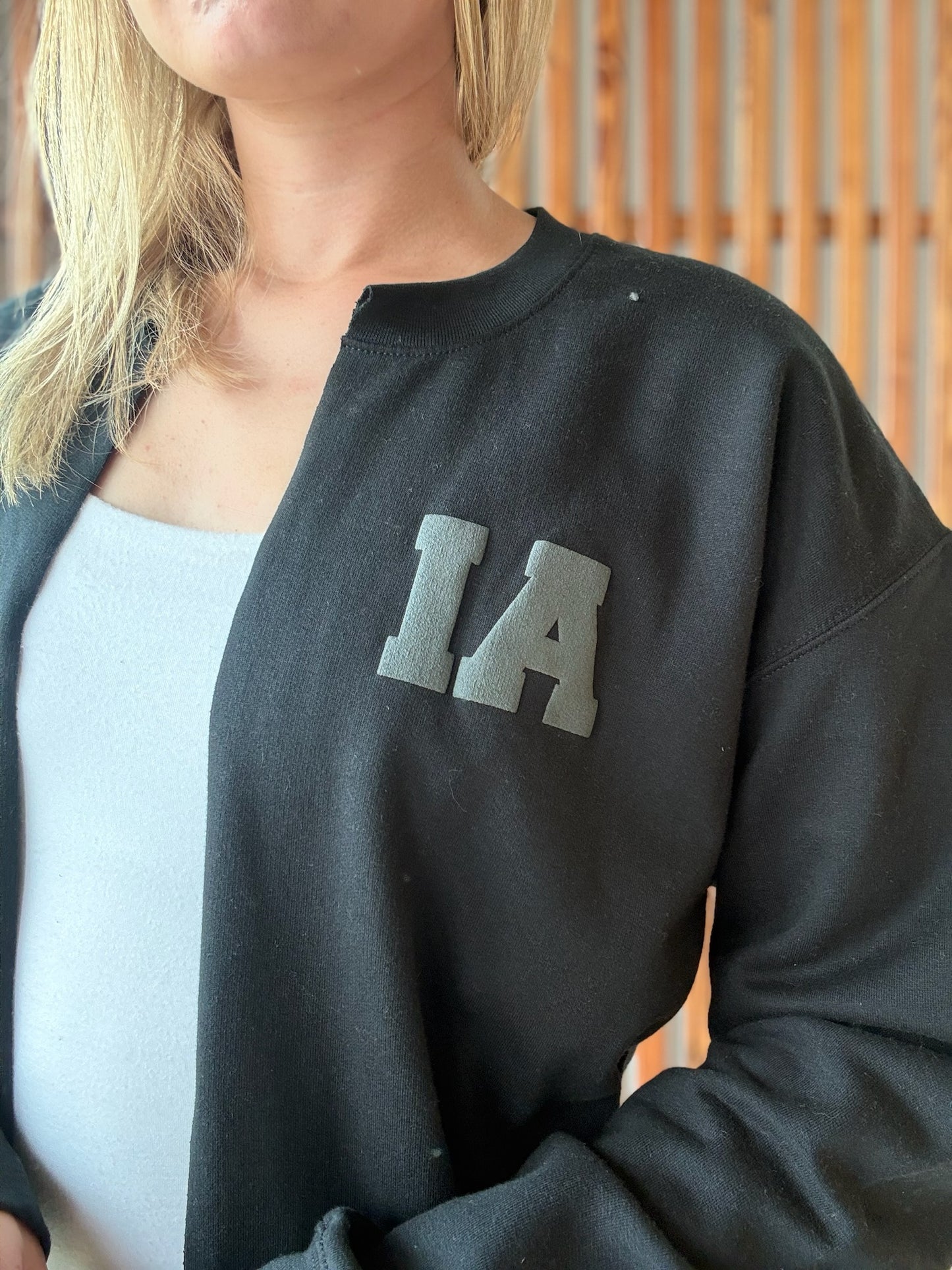 IA Hawkeye Puff Cut Cardi