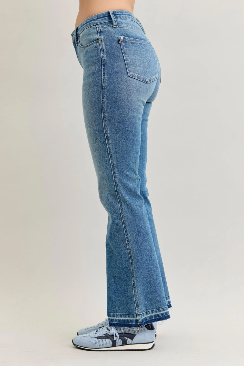 Tess TC MR Slim Bootcut Release Hem