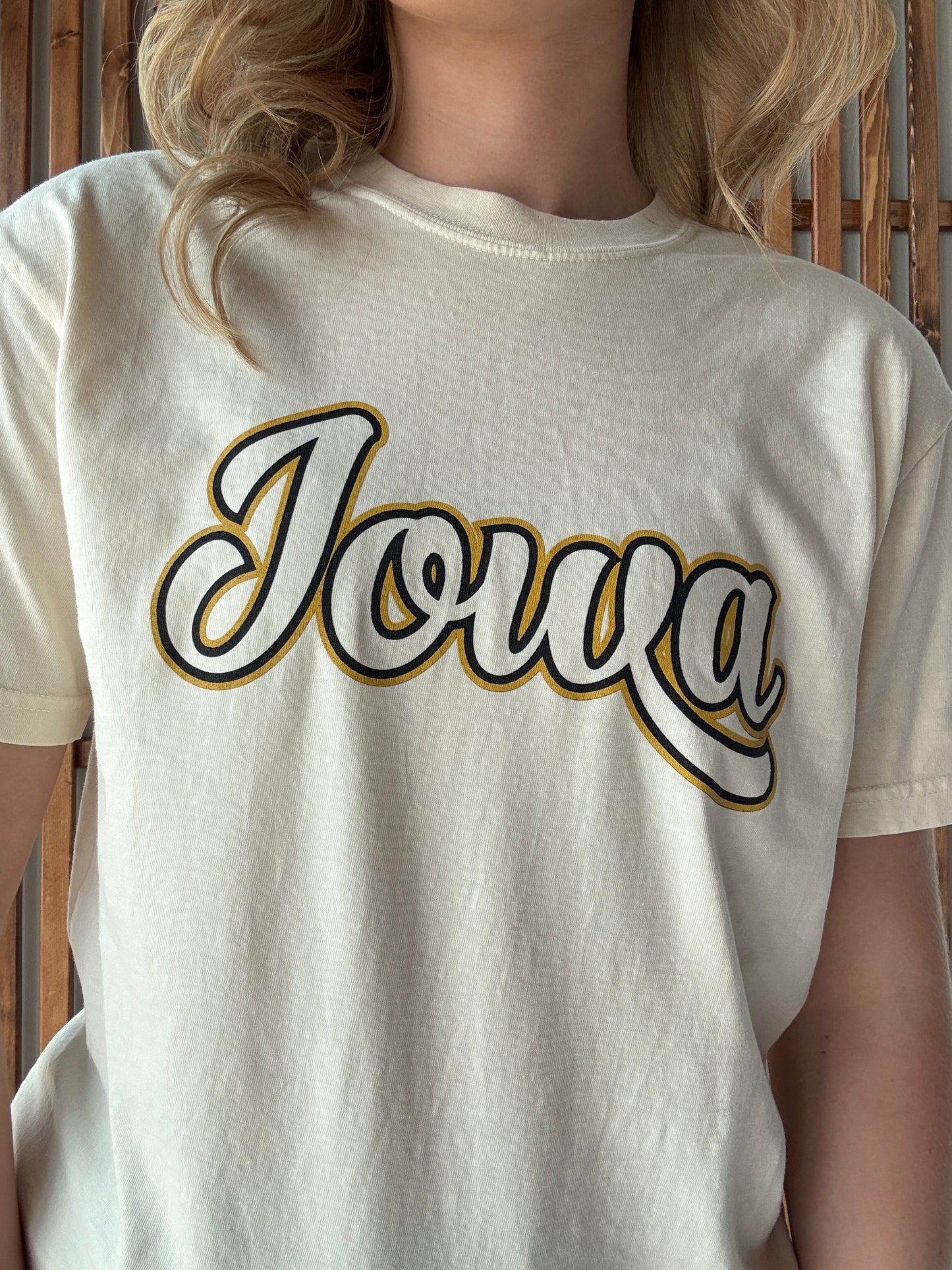Double Layer Vintage Iowa T-Shirt: Cream