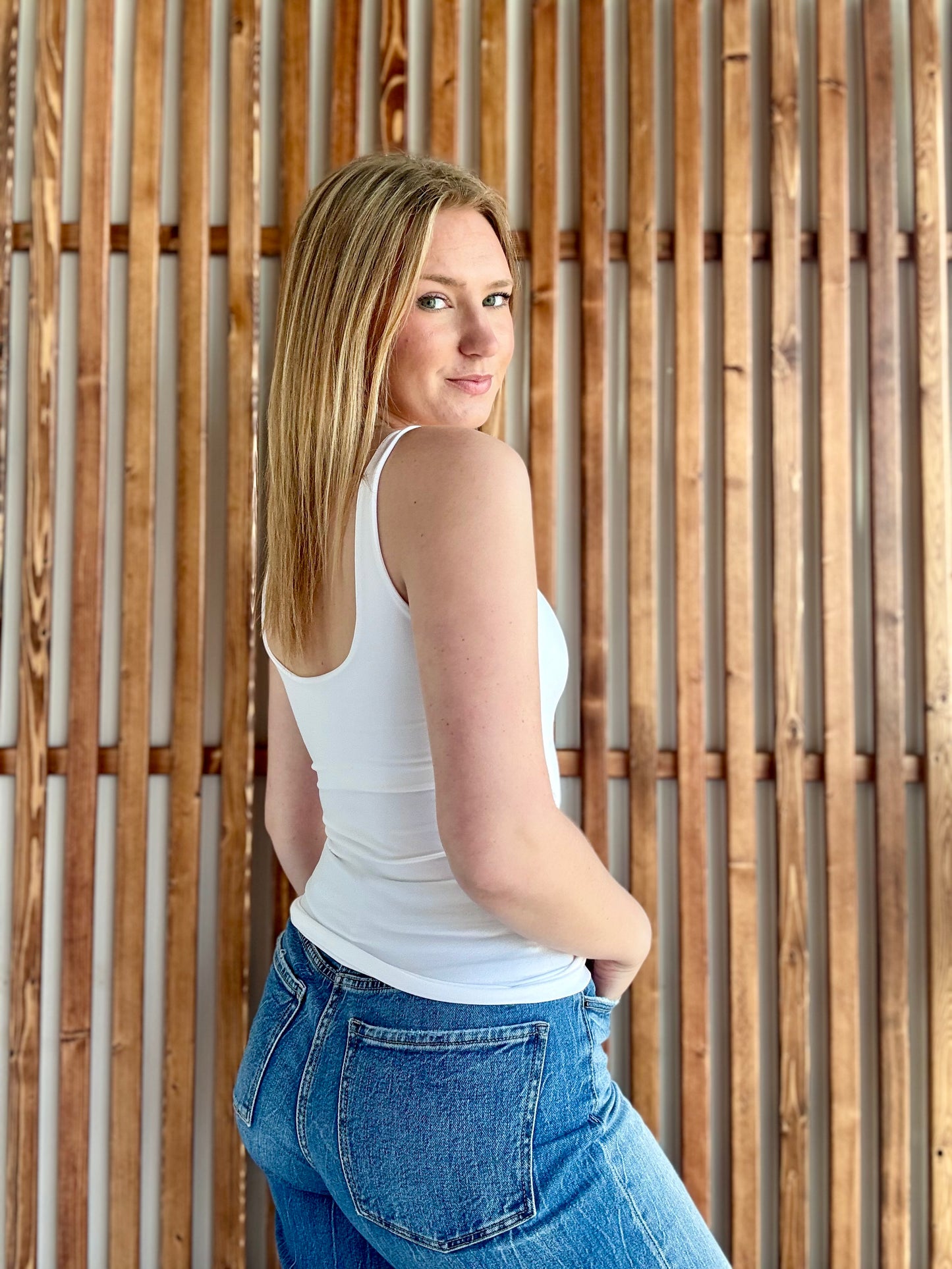 Seamless Tank Top With Built In Bra - White