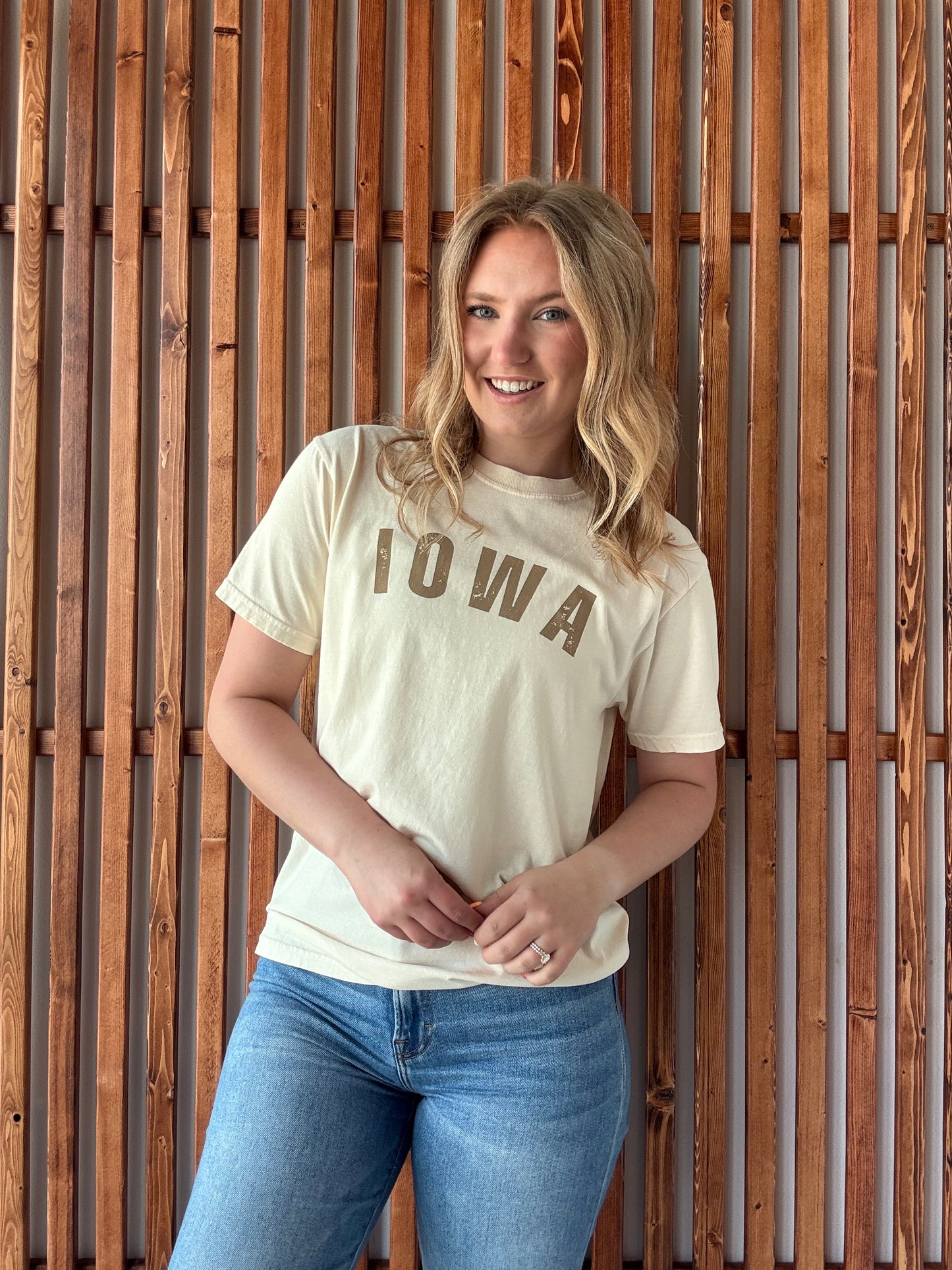 Iowa Distressed Tee - Cream