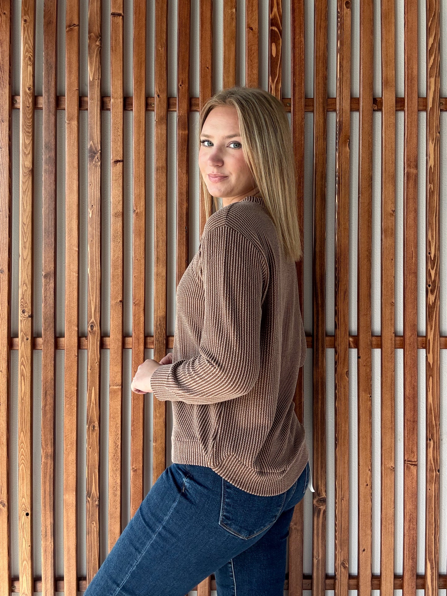 Ribbed Round Neck Long Sleeve - Brown