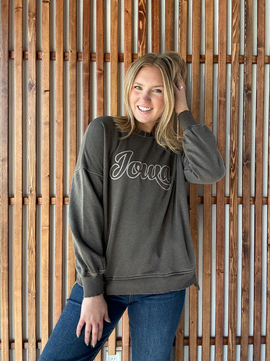 Iowa Vintage Logo Brown