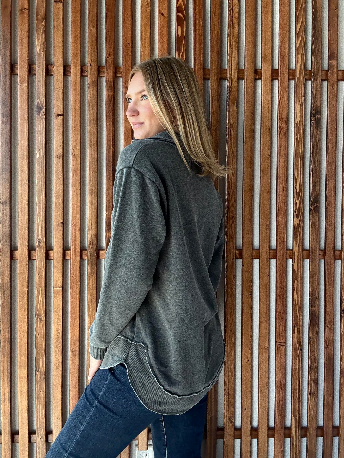 Round Hem Left Chest Iowa 3/4 Zip