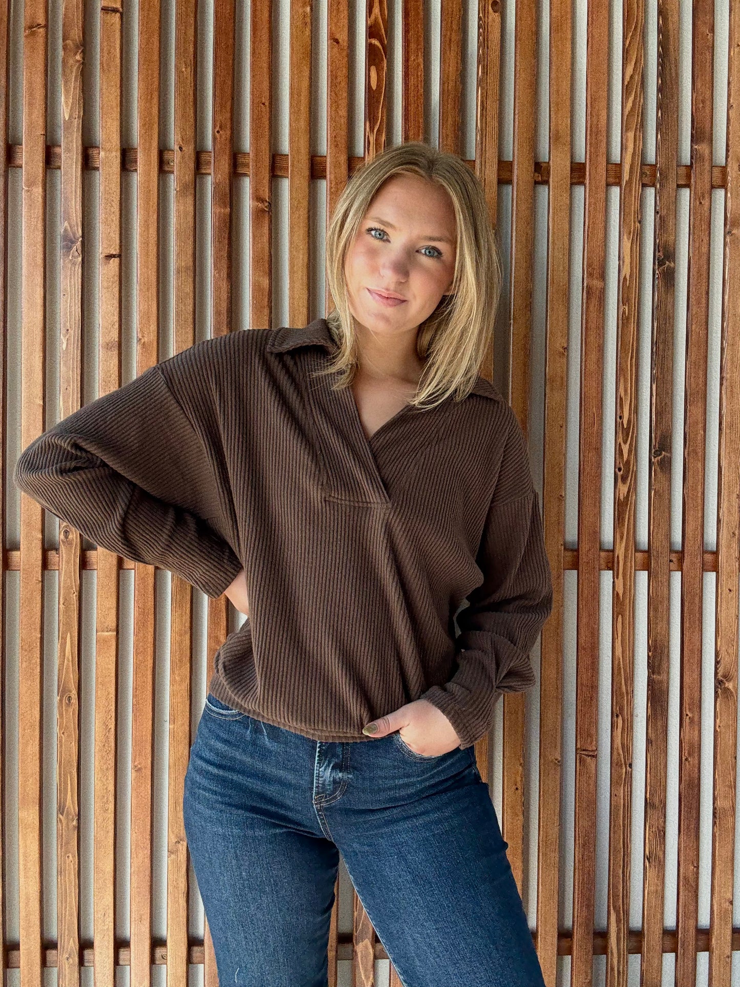 Ribbed Knit Collared Pullover Top - Chocolate