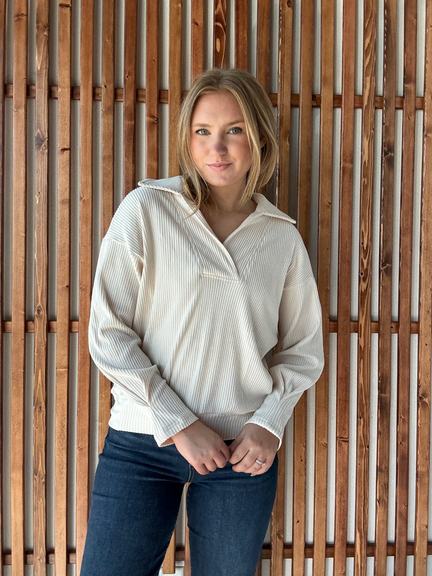 Ribbed Knit Collared Pullover Top - Ecru