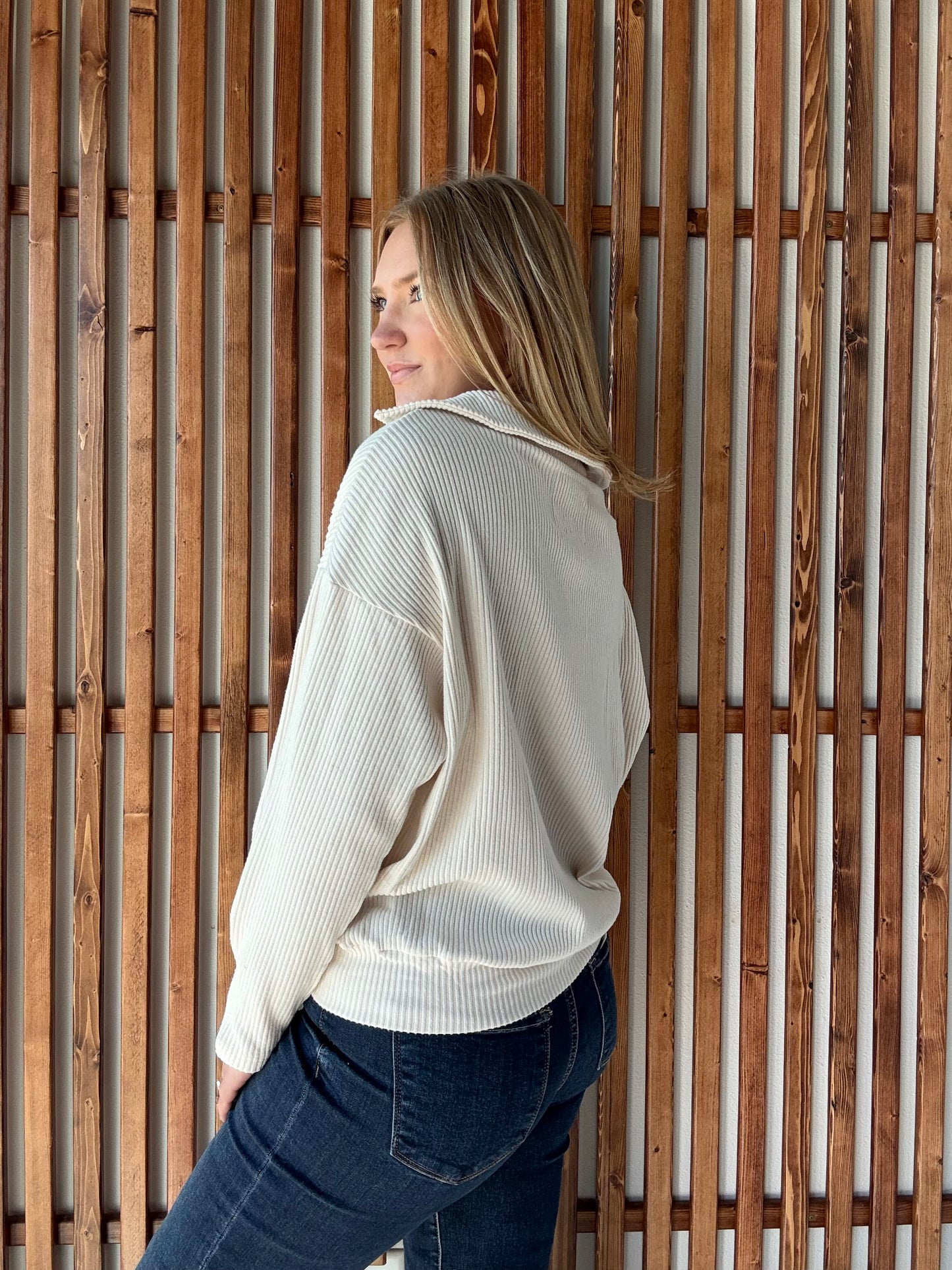Ribbed Knit Collared Pullover Top - Ecru
