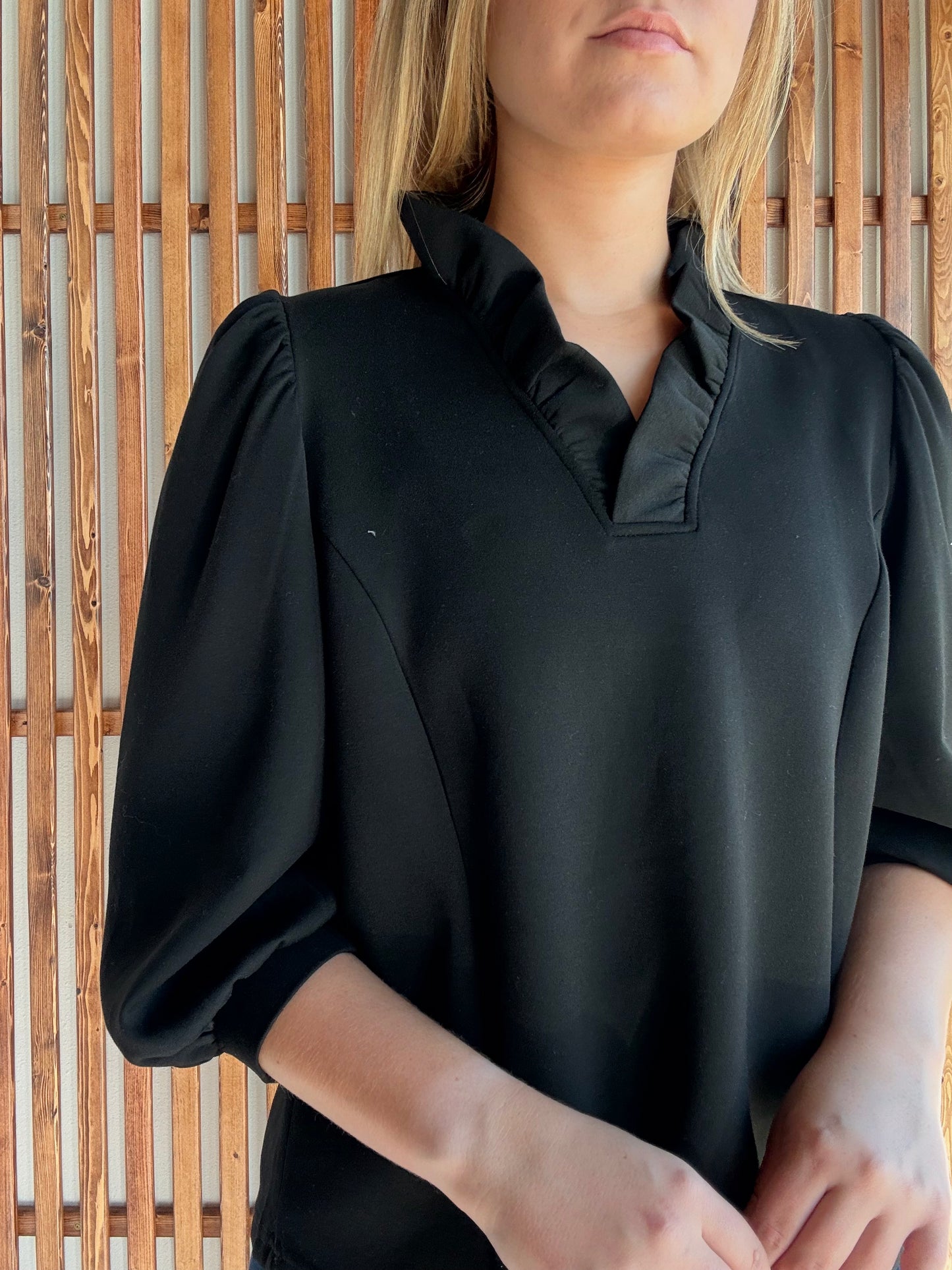 Luxeknit Ruffle Neck Puff Sleeve Blouse - Black