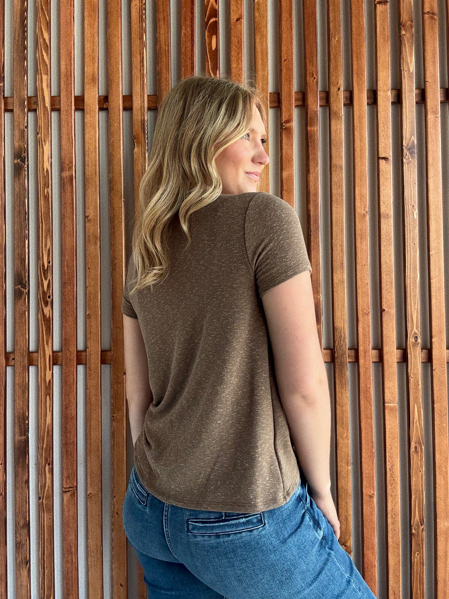 Front Twist Short Sleeve Top - Mocha
