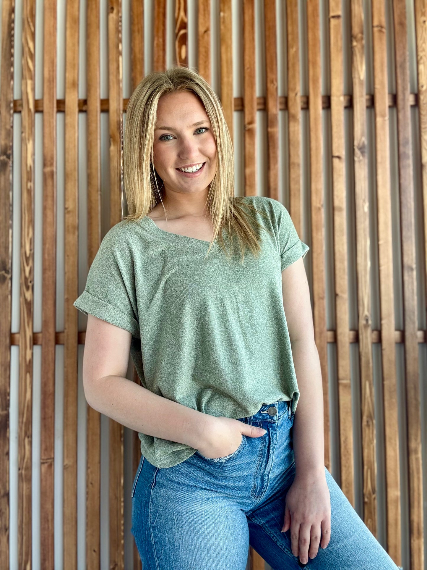 Soft Melange Hacci V-neck Tee - Light Olive