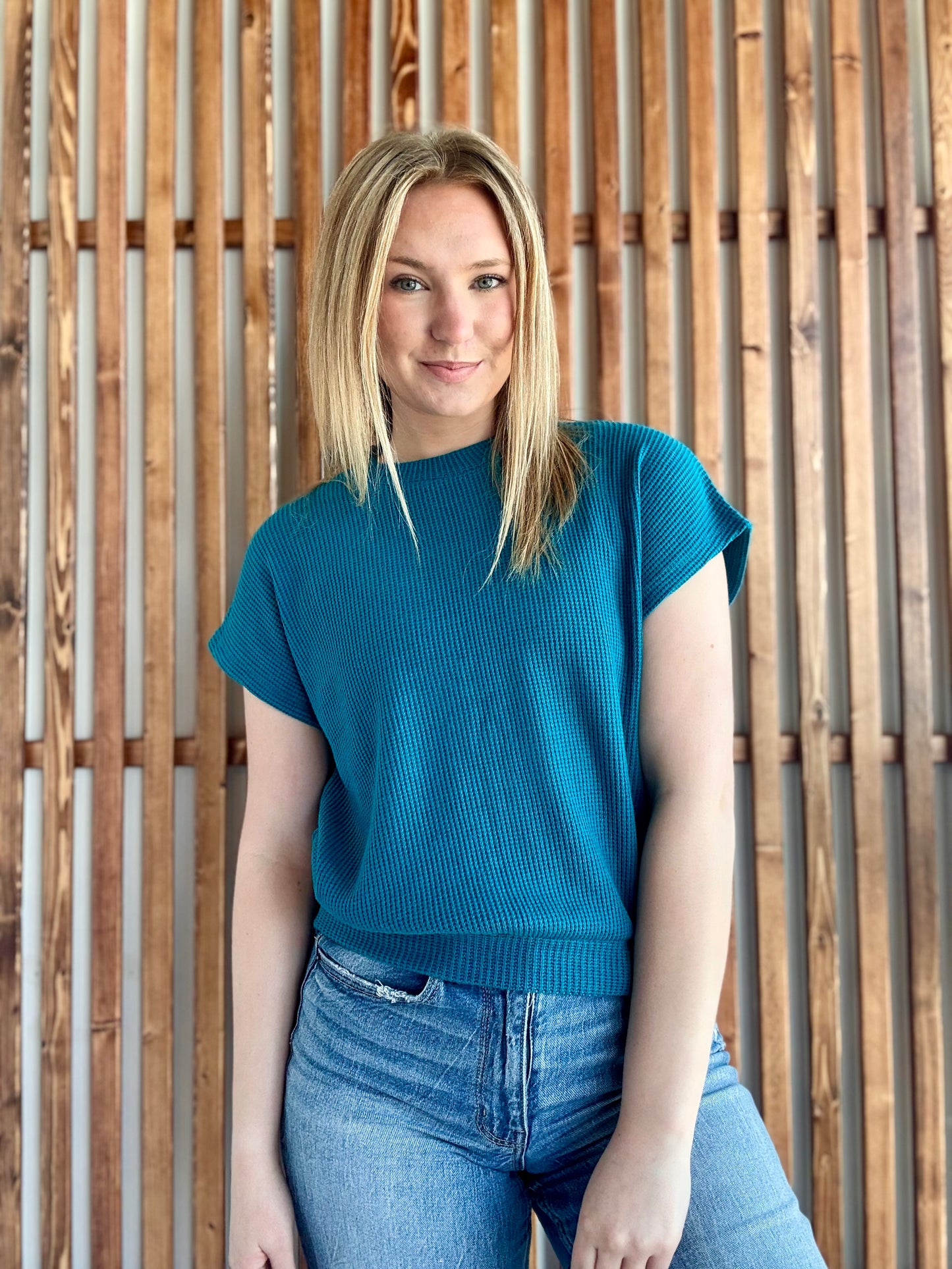 Banded Bottom Short Sleeve Sweater - Ocean Teal