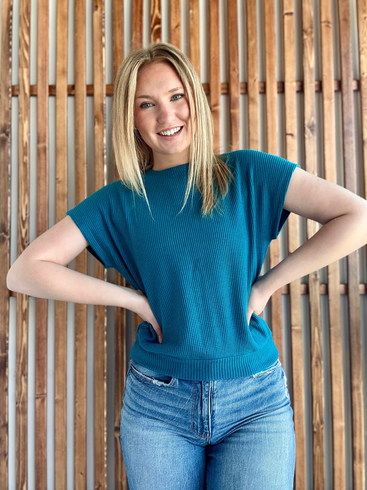 Banded Bottom Short Sleeve Sweater - Ocean Teal