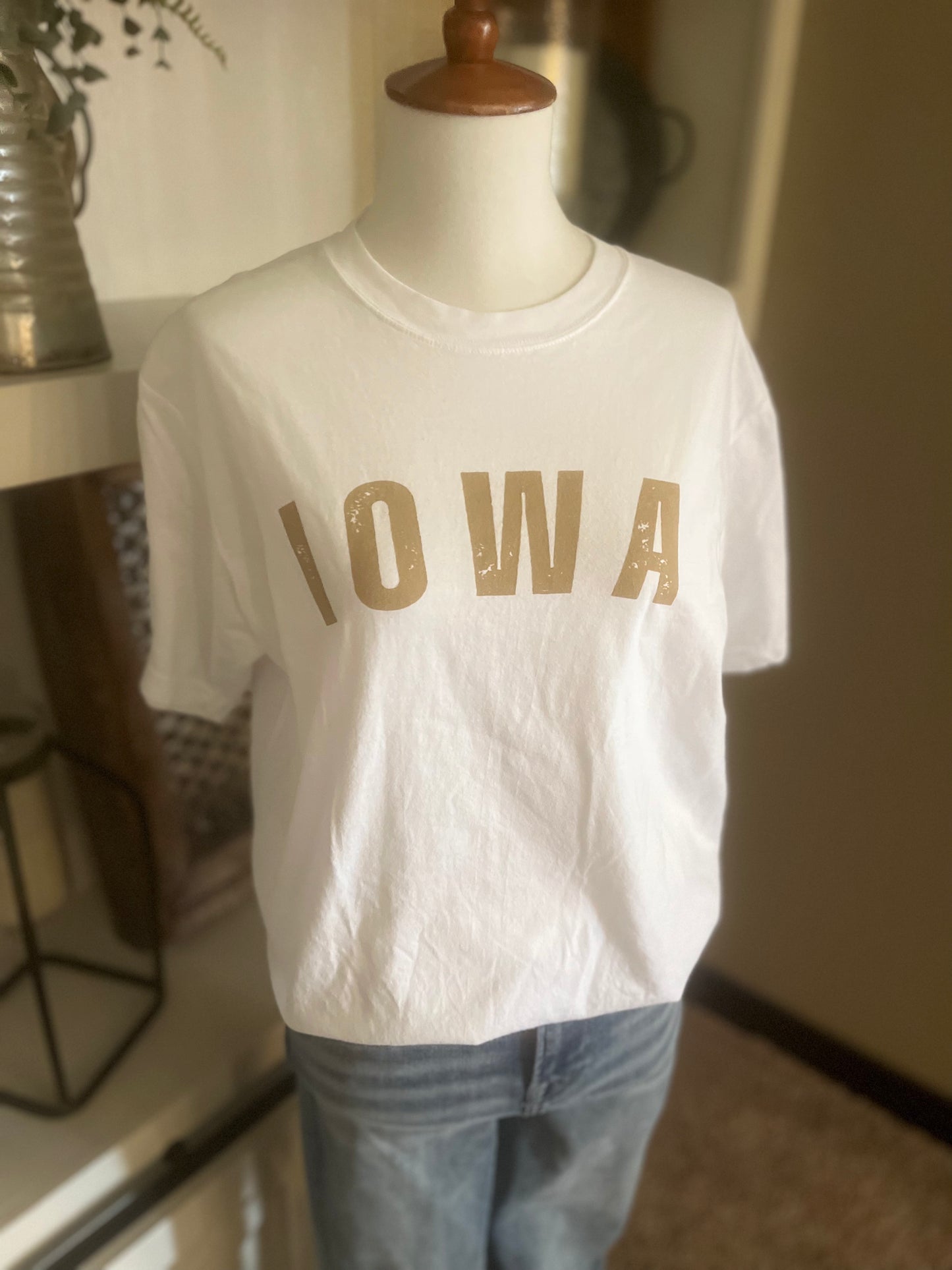 IOWA Distressed - White