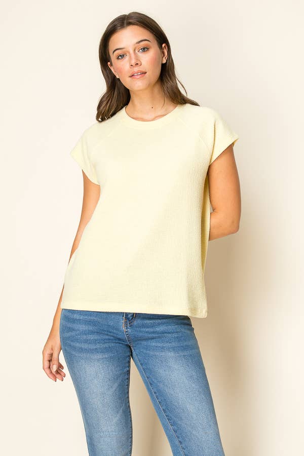Round Neck Cloudy Knit S/S Top: Banana