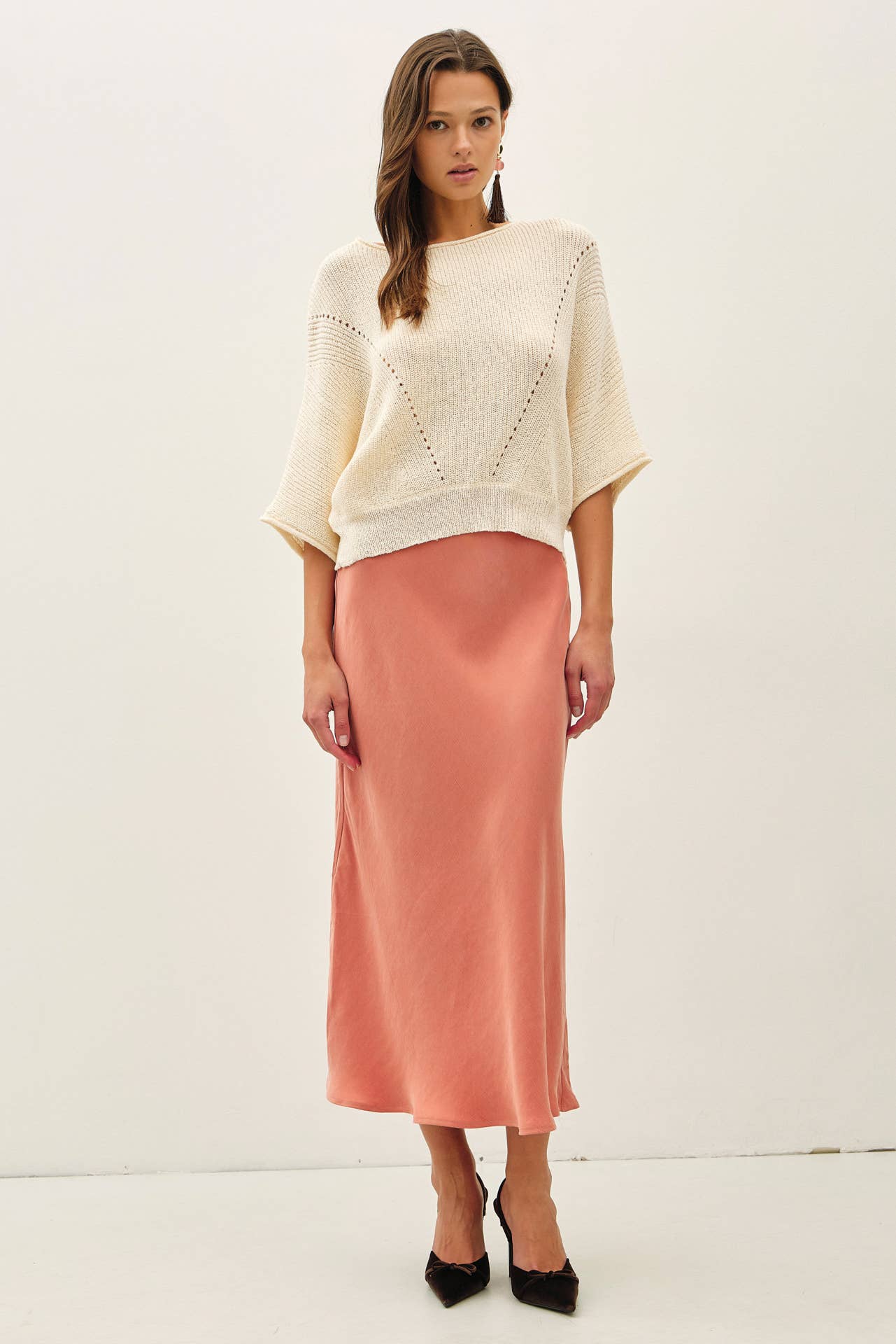 POINTELLE DOLMAN SLEEVE SWEATER: CREAM