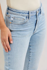 Hadley MR Raw Hem Kick Flare Judy Blue Jeans