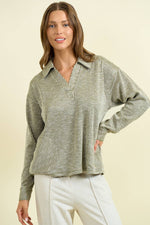 Two-Tone Ribbed Pullover W/ Round Pocket