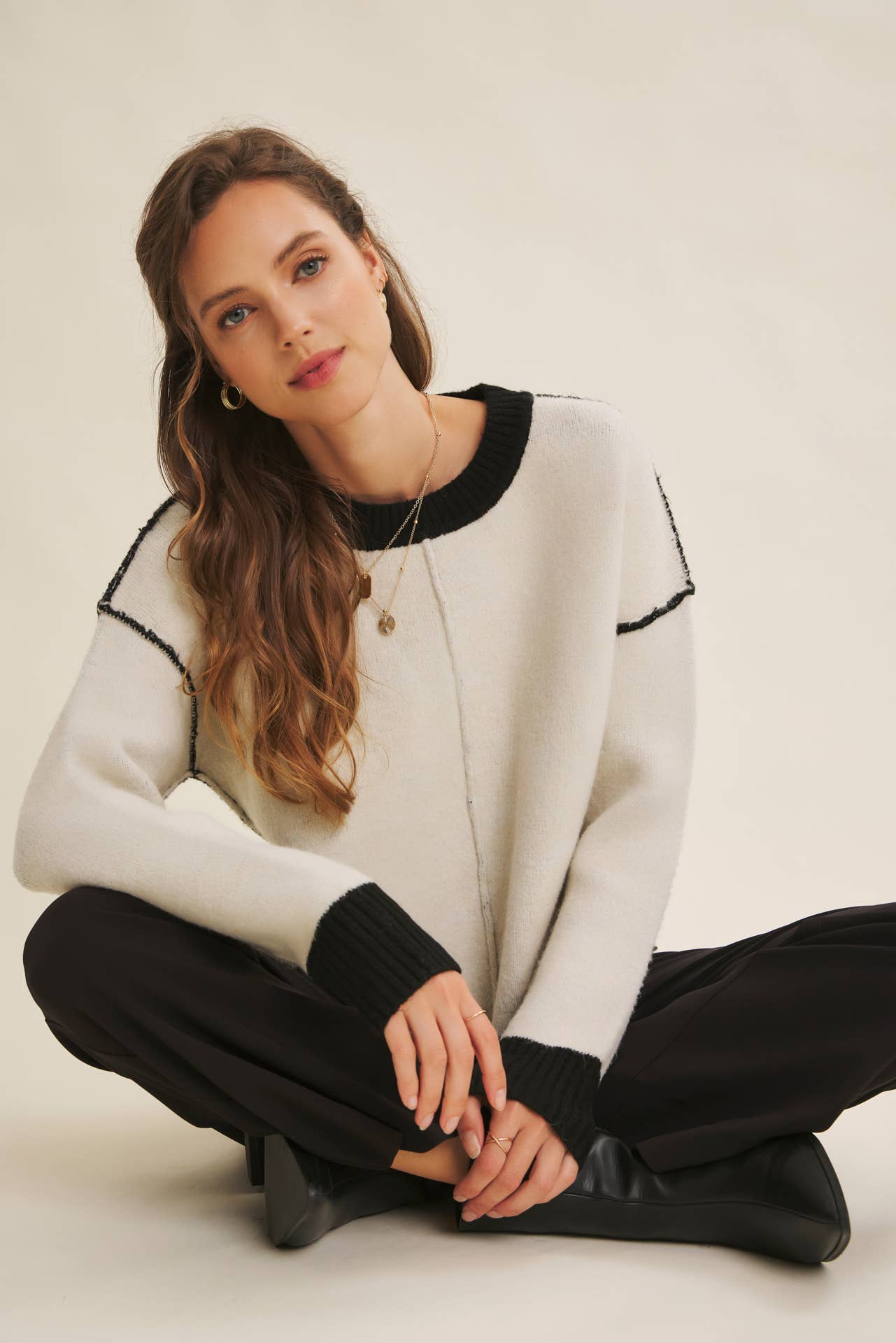 Soft Round Neck and Contrast Detail Sweater - Cream/Black