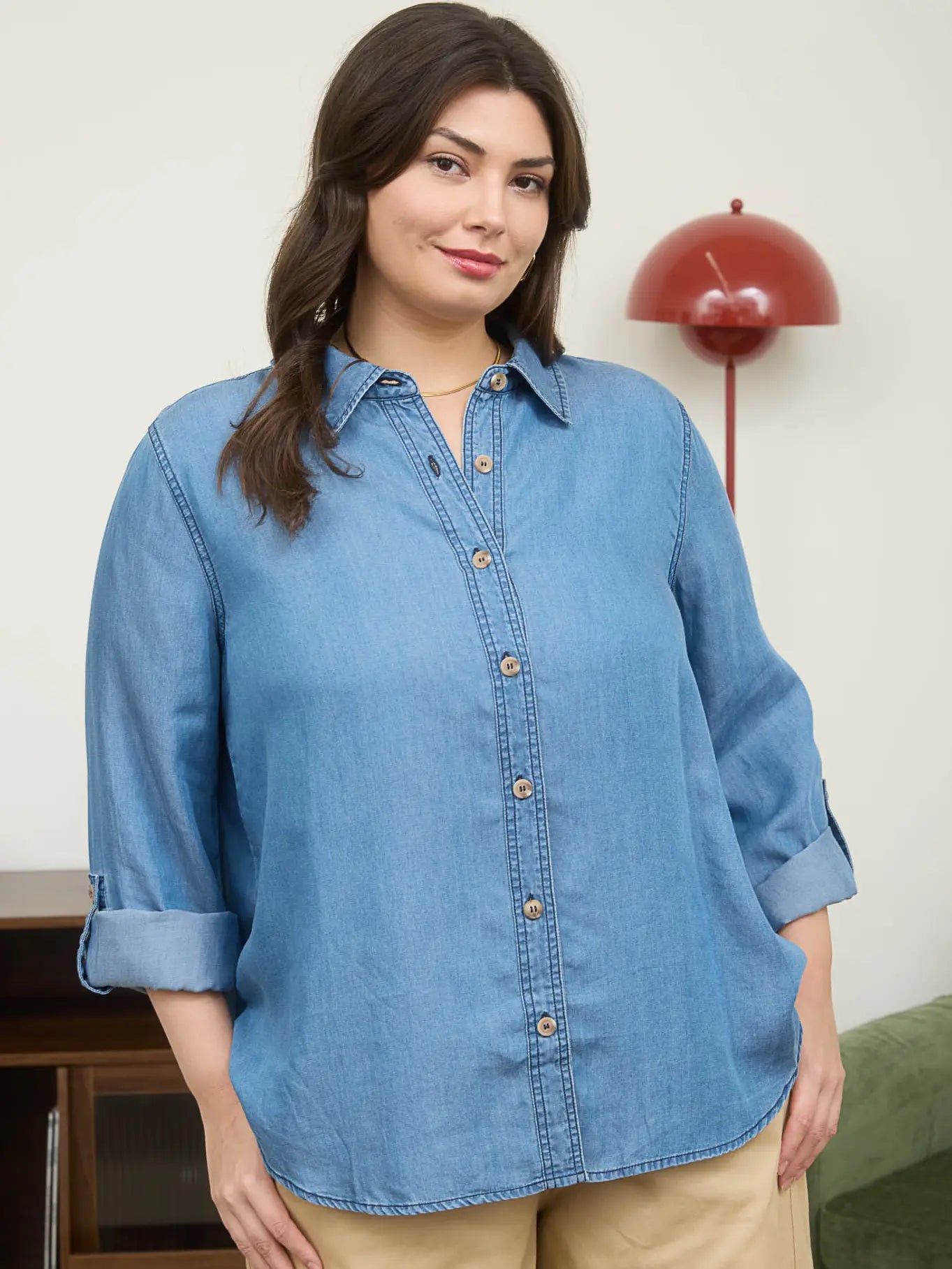 Chambray Collared 3/4 Tab Sleeve Button Down Shirt
