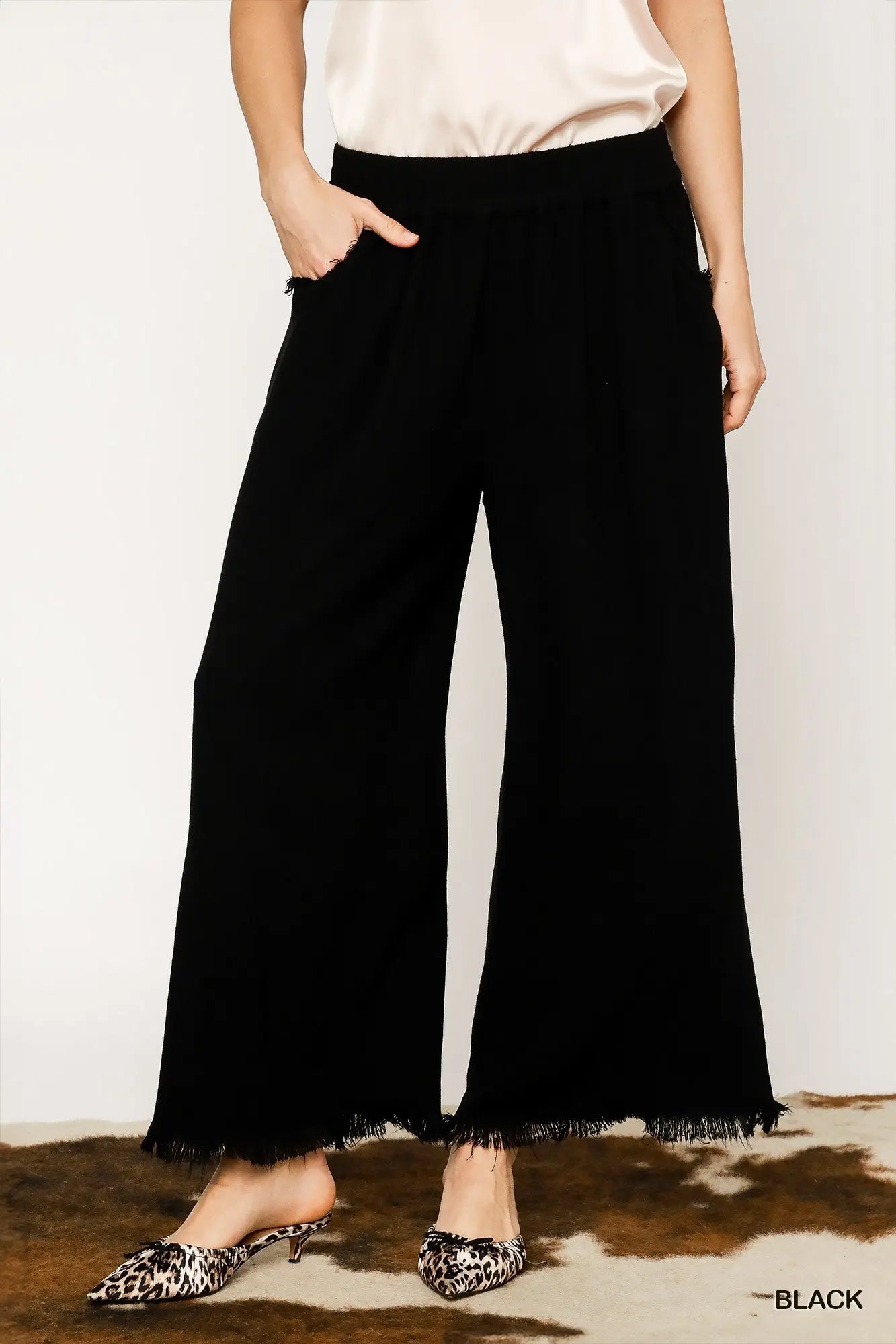 Frayed Hem Wide-Leg Pants