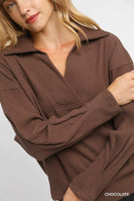 Ribbed Knit Collared Pullover Top - Chocolate