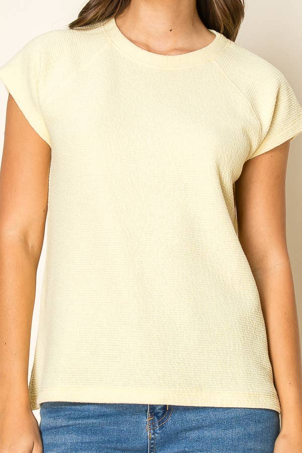 Round Neck Cloudy Knit S/S Top: Banana