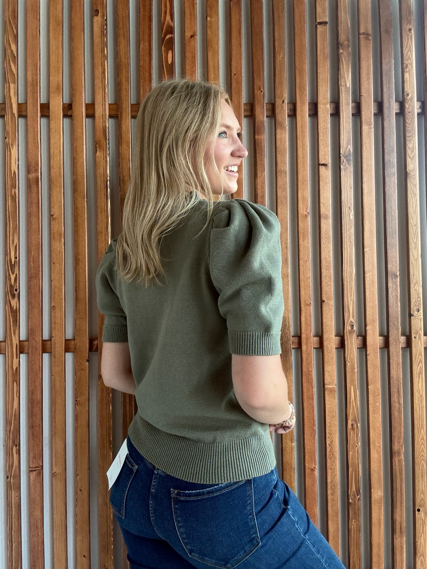 Short Puff Sleeve Ruffled Neck Sweater: Olive