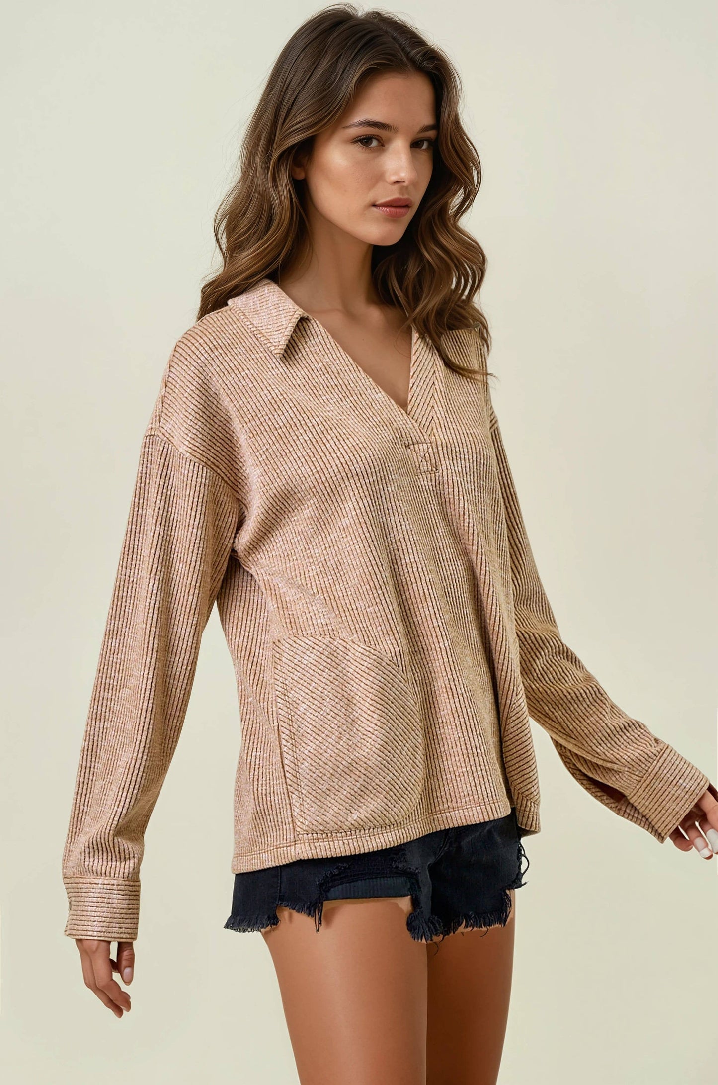 Two-Tone Ribbed Pullover W/ Round Pocket