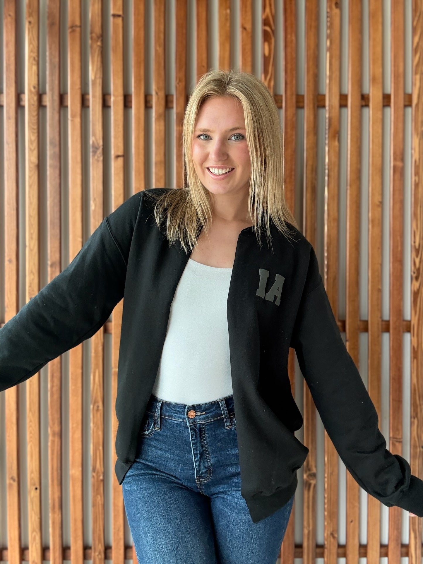 IA Hawkeye Puff Cut Cardi