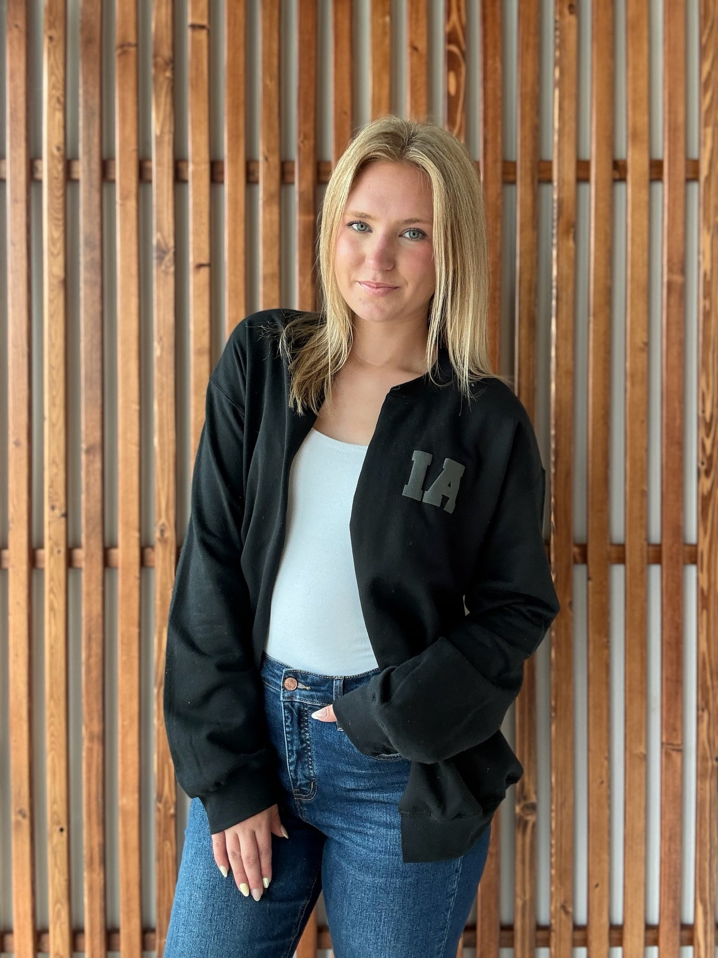 IA Hawkeye Puff Cut Cardi