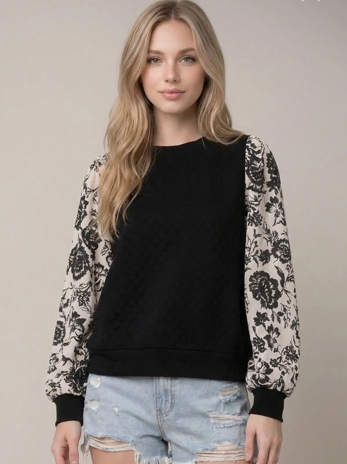 Quilted top with Floral Sleeves
