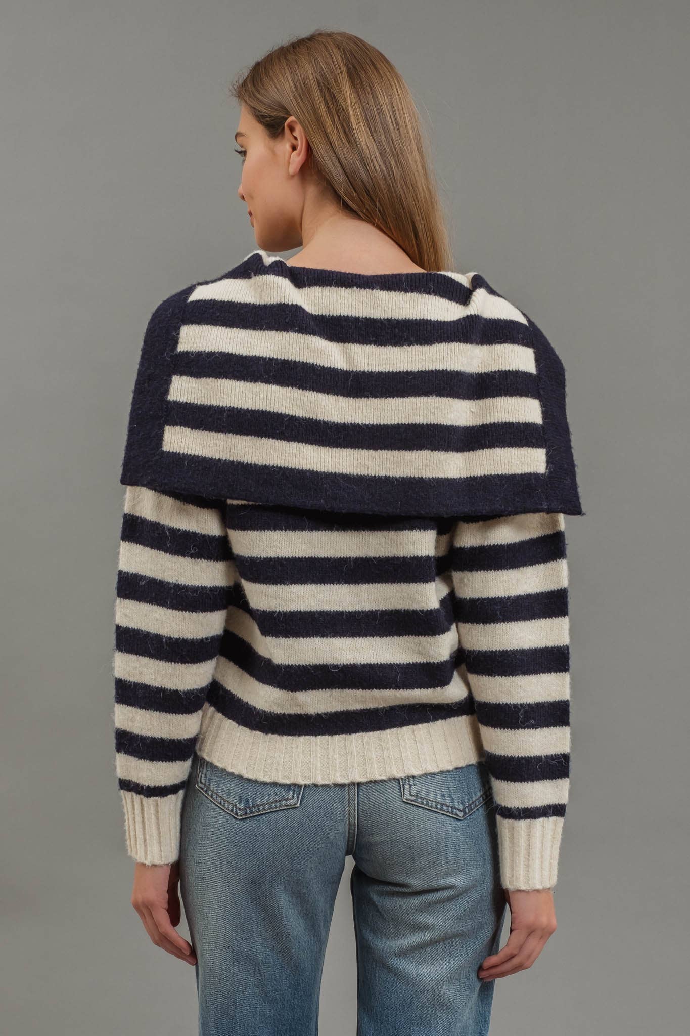 STRIPE SAILOR COLLAR KNIT SWEATER: NAVY