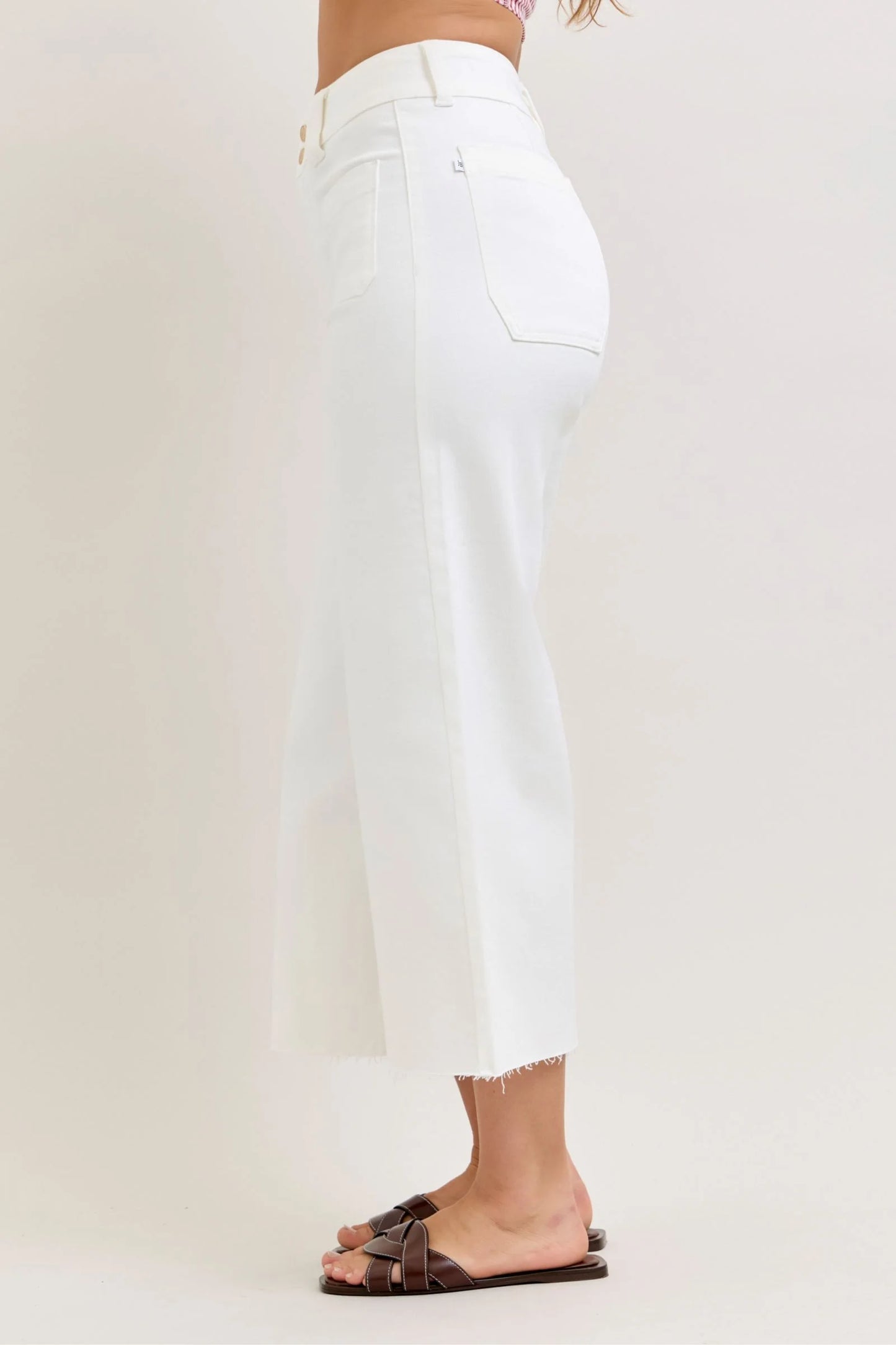 Cora HW Wide Crop Patch Pocket Judy Blue Jeans