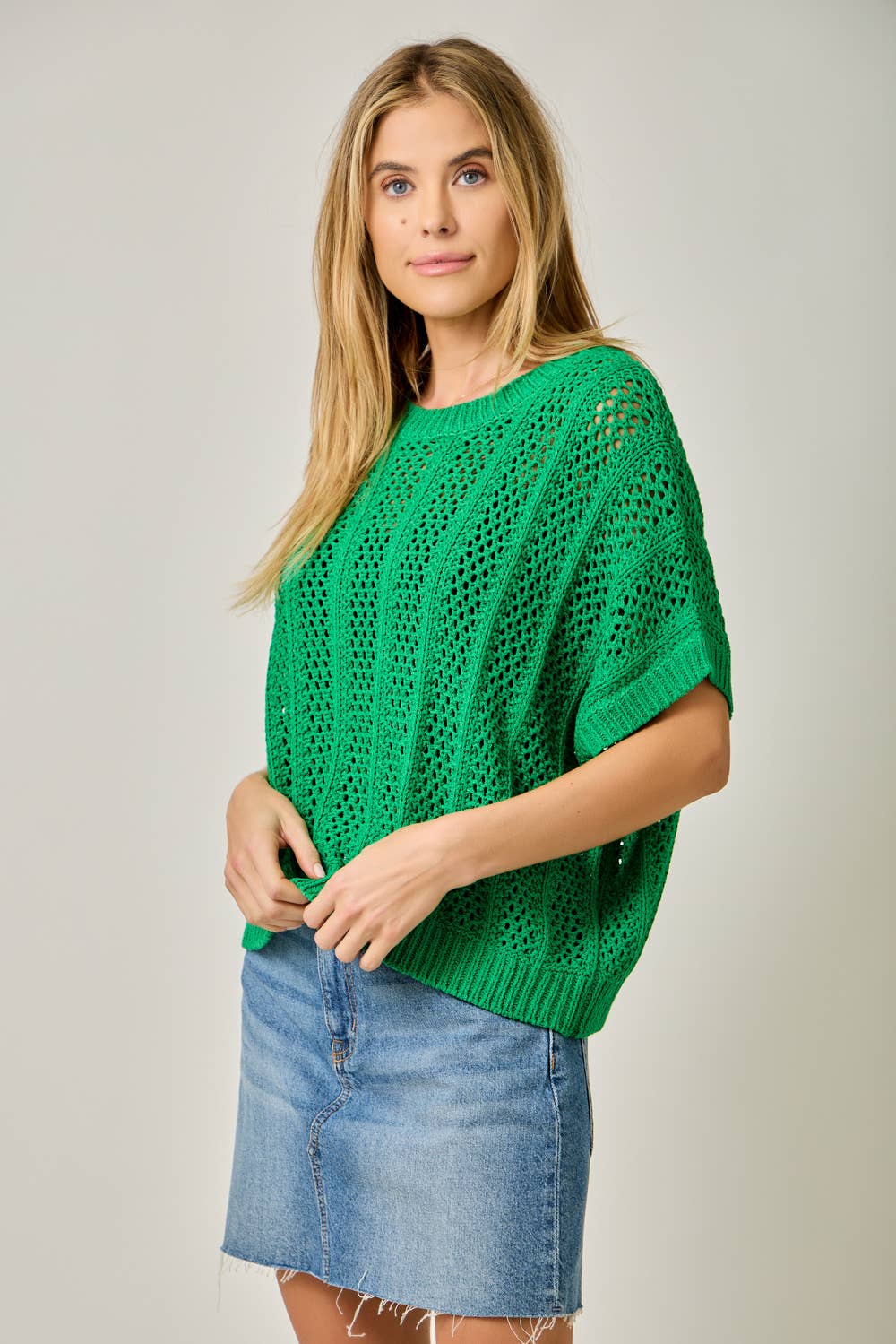 Crochet Short Sleeve Dolman Sweater: Kelly Green
