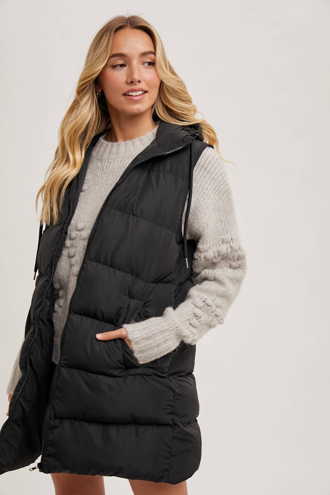 HOODED ZIPPER DOWN LONGLINE PUFFER VEST: Black