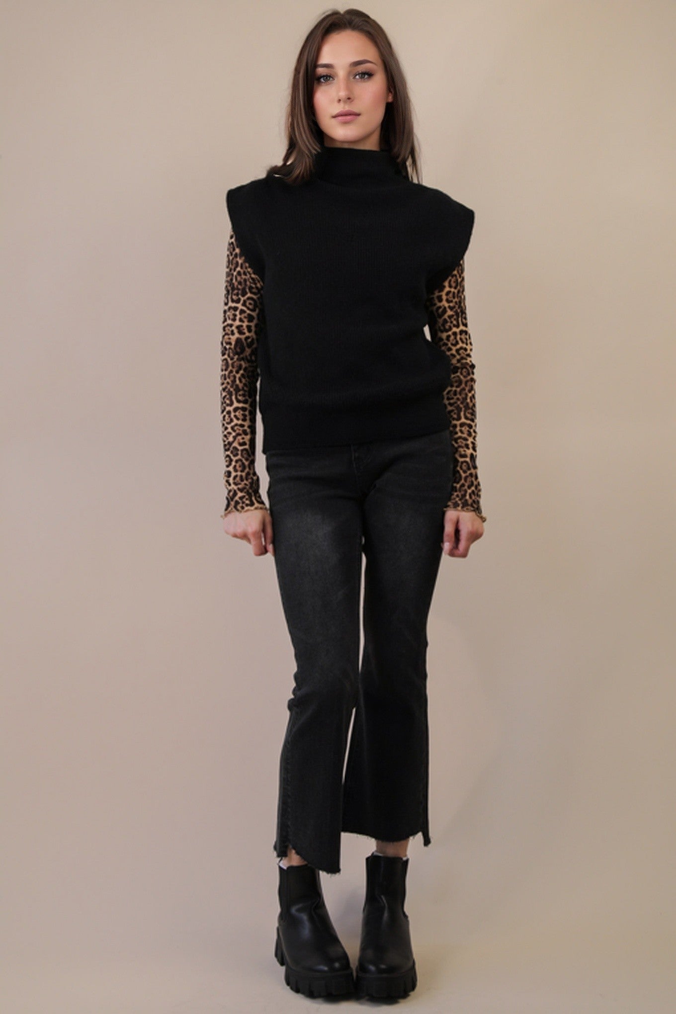 Soft Knit Sweater Vest Top - Black