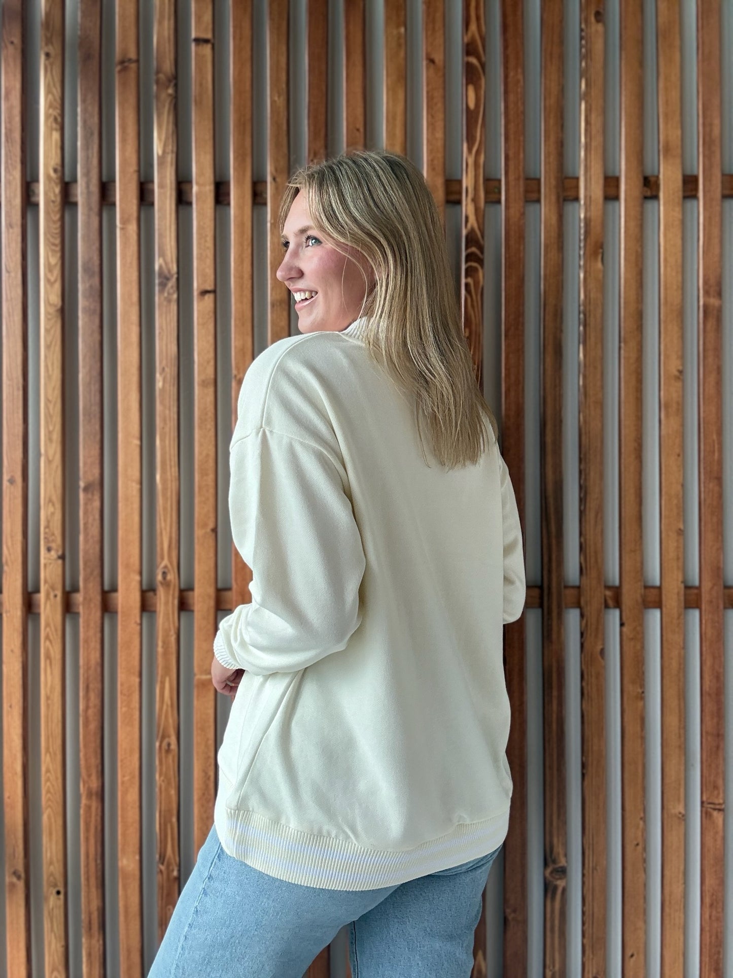Floral Iowa V NeckSweatshirt: Cream