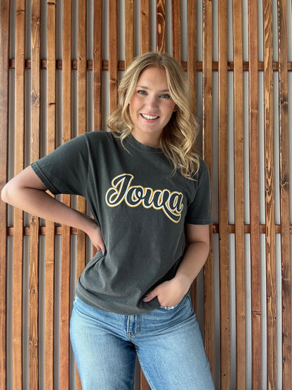Double Layer Vintage Iowa T-Shirt: Pepper