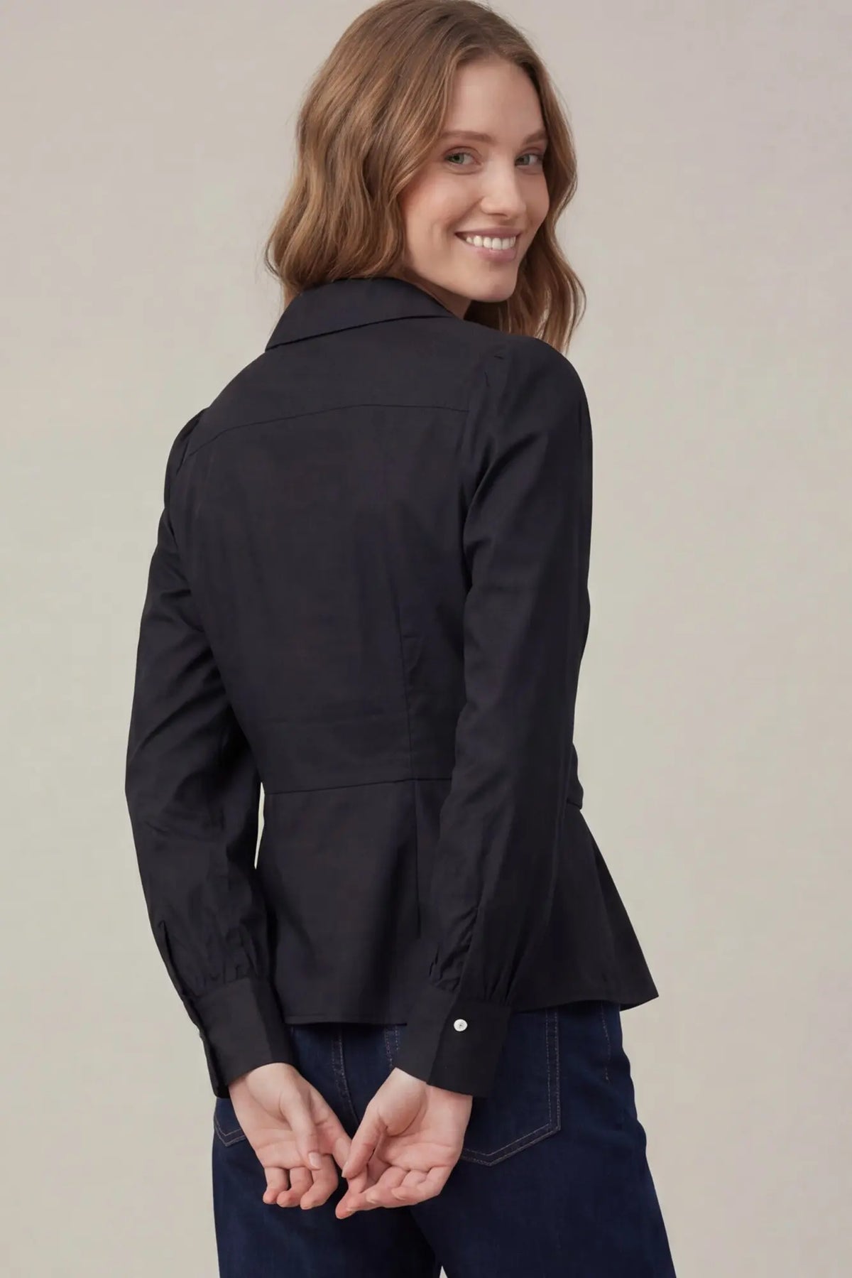 Twisted Top: Black