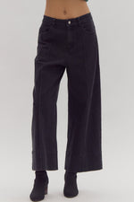 Front Pleated Crop Denim Pant