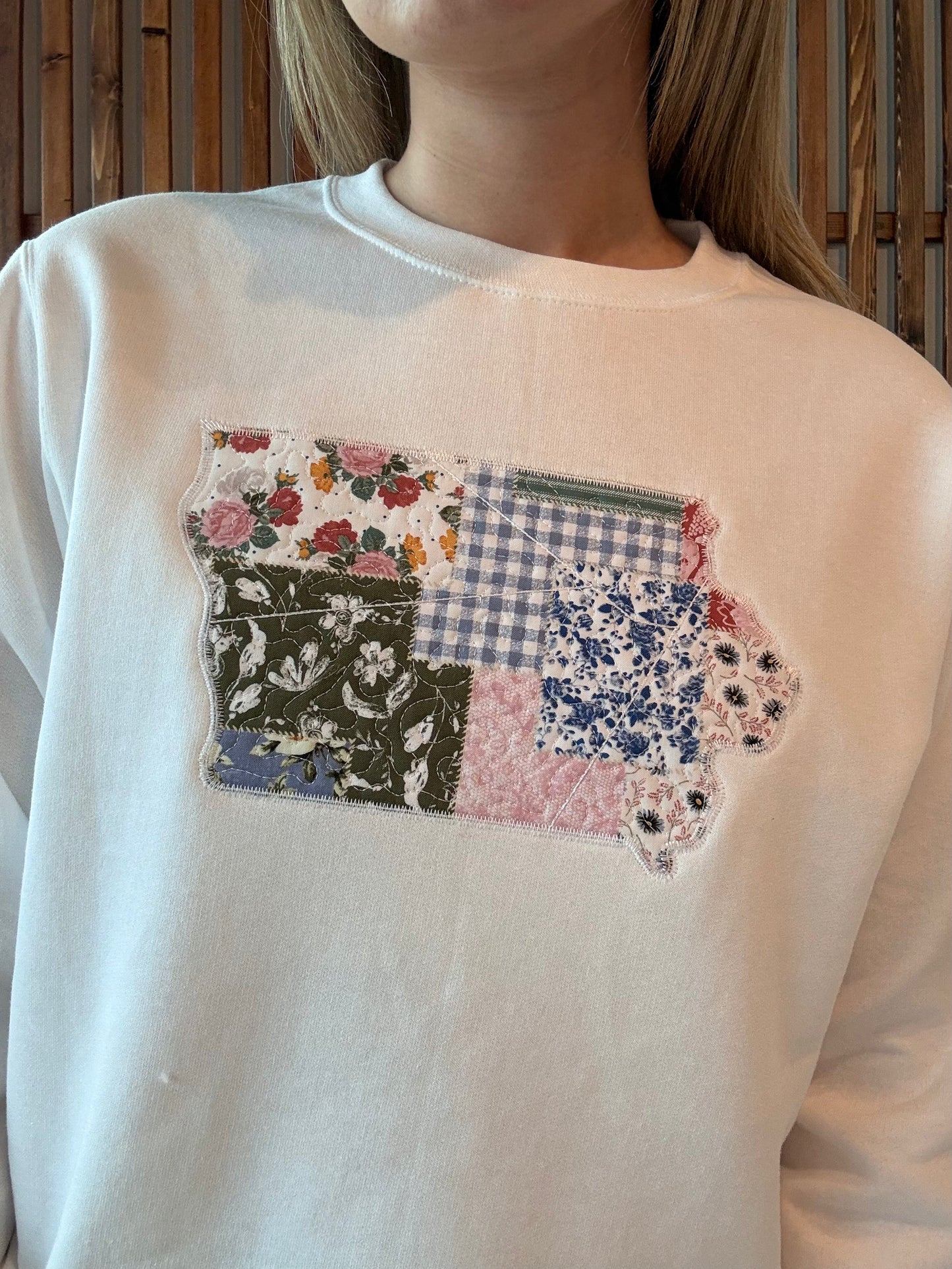Quilted Patchwork Iowa Sweatshirt - White