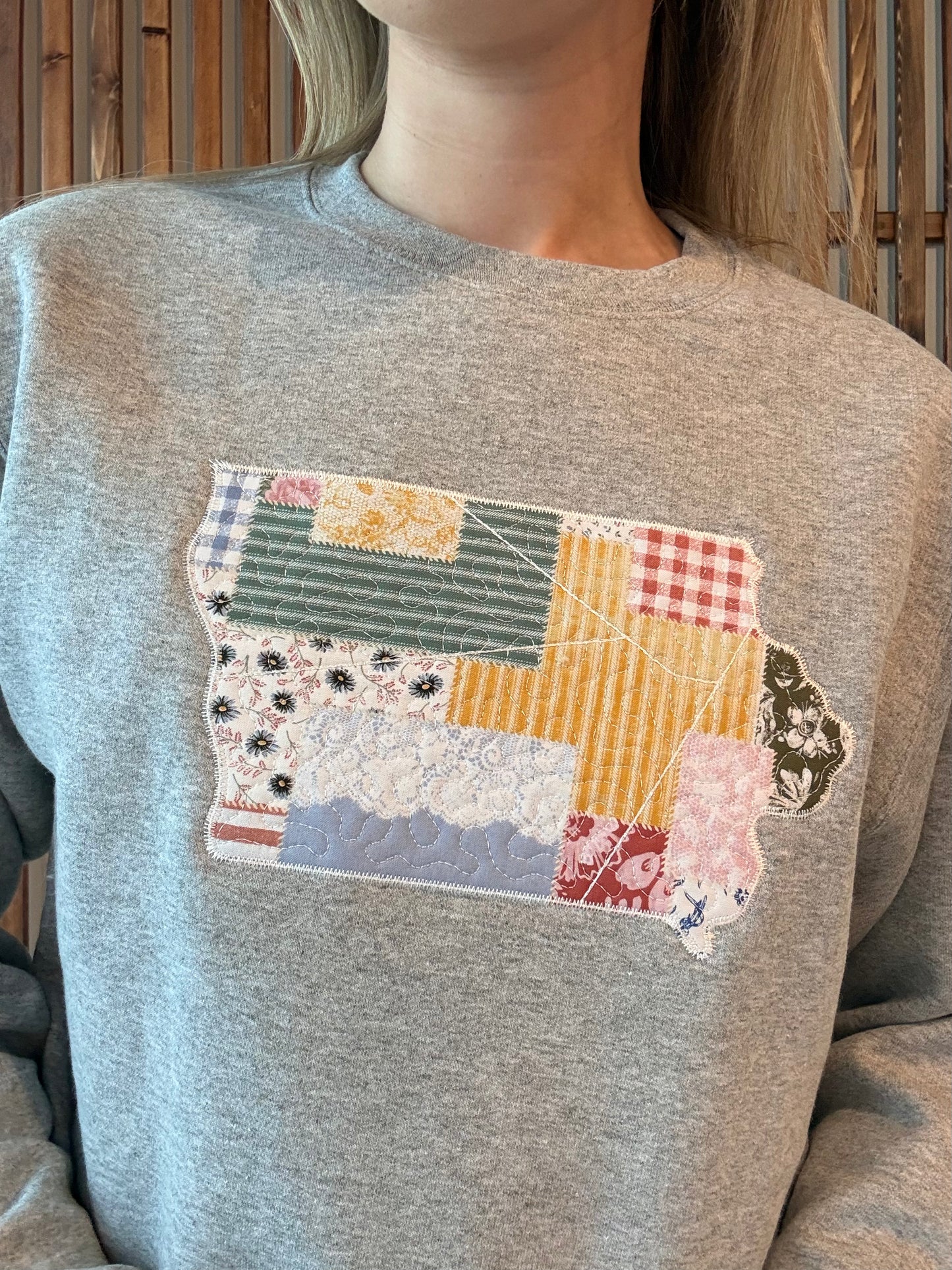 Quilted Patchwork Iowa Sweatshirt - Grey