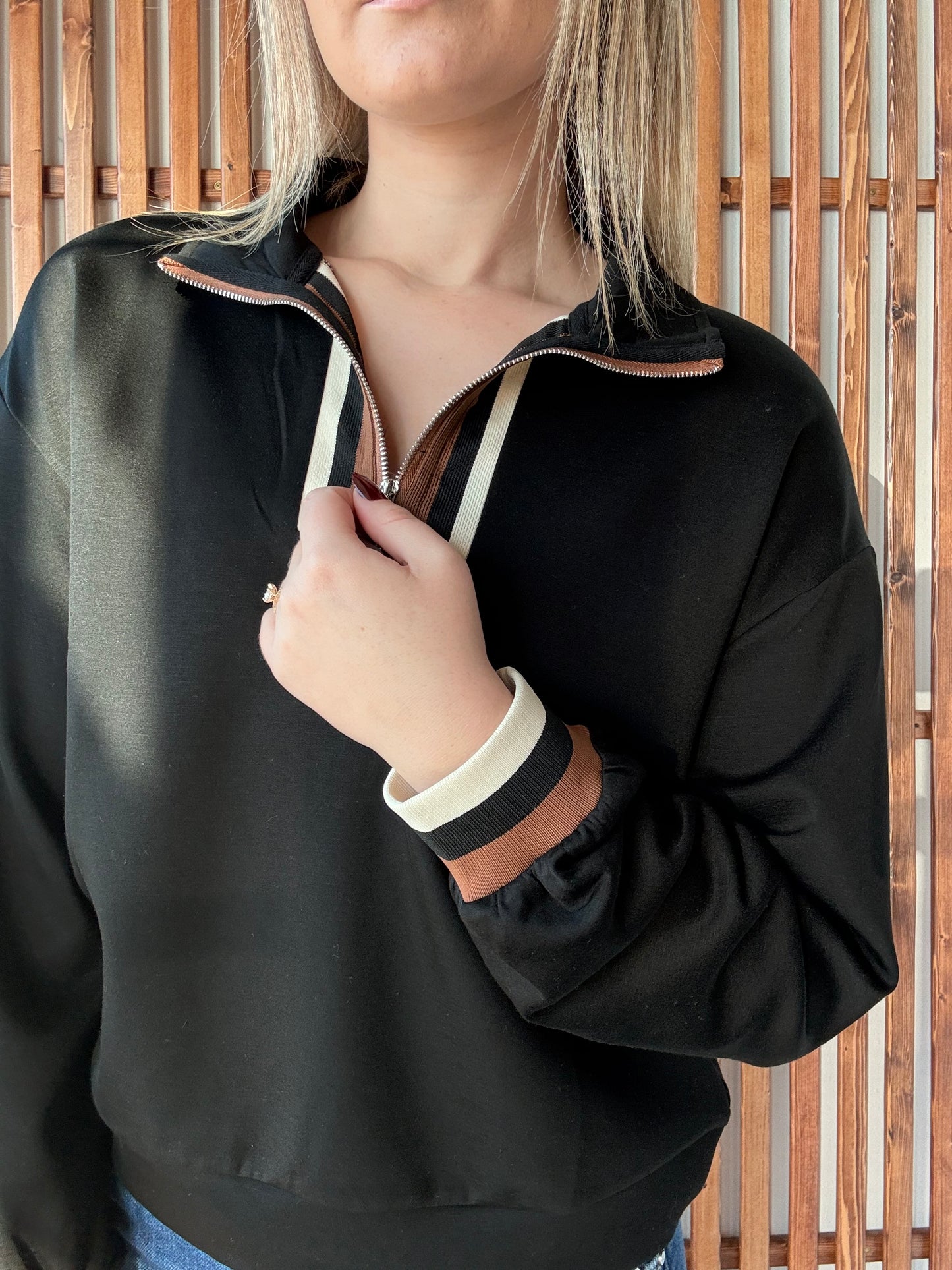 Colorblock Trim Detail Zip Up Sweatshirt - Black