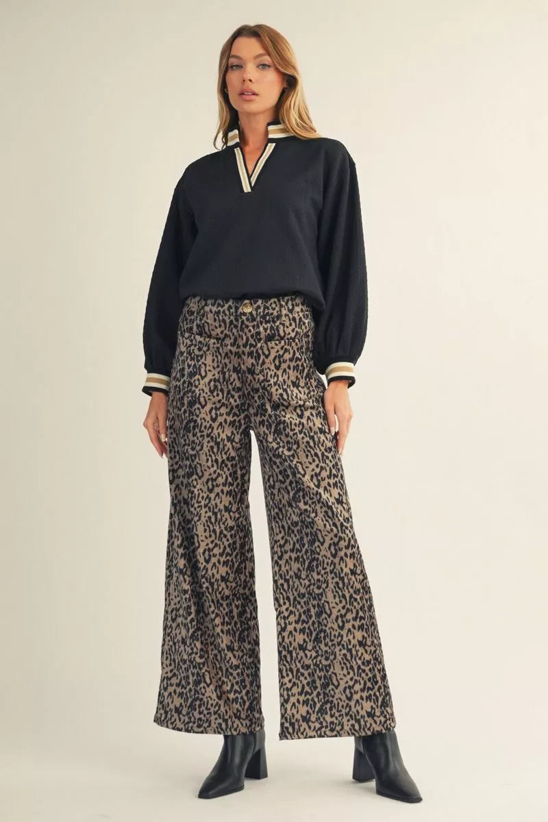 Textures Black & Gold Trim Accents