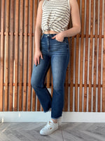 Dylan HR Crop Straight J21 Eleven Jeans