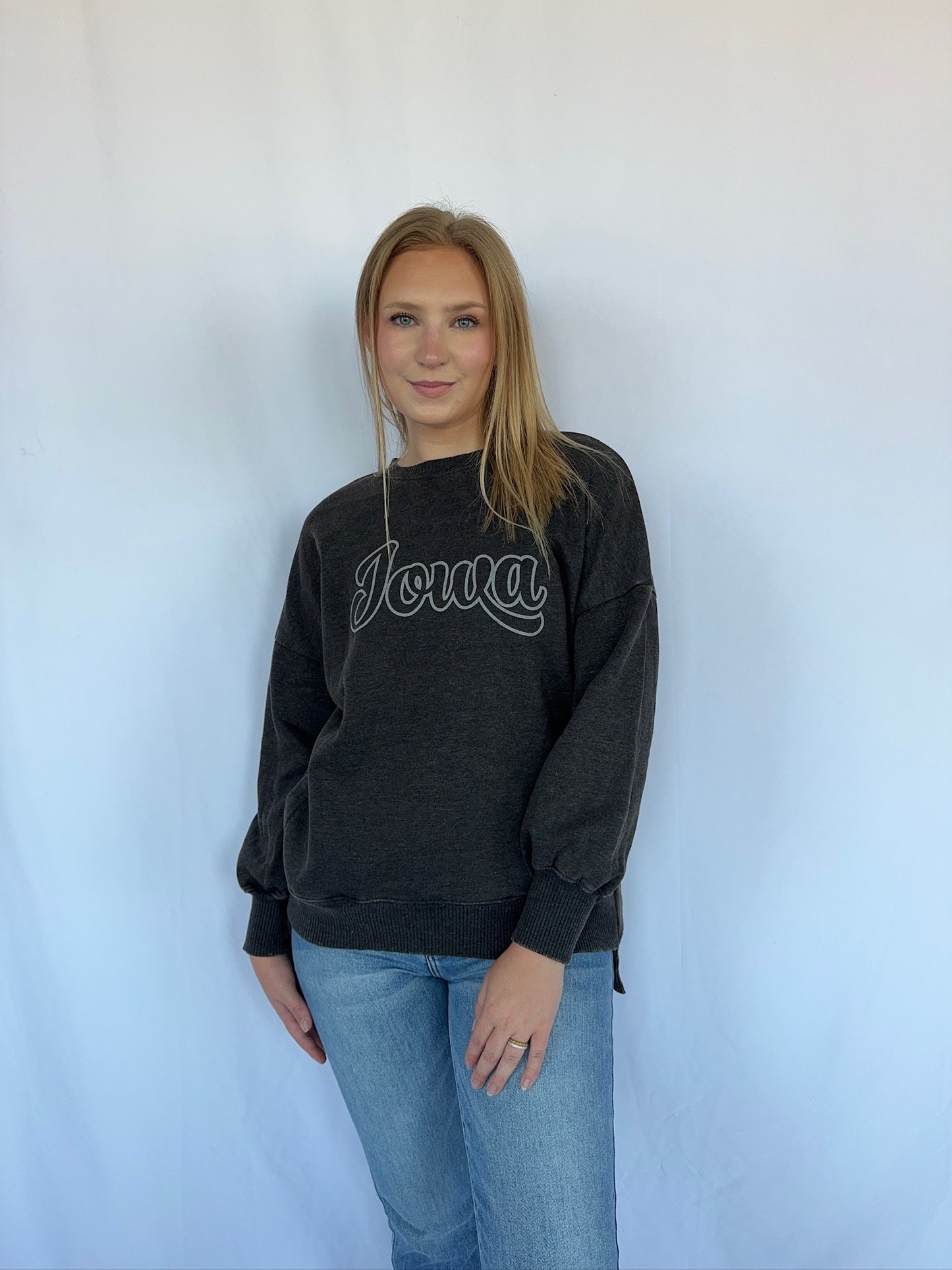 Iowa Acid Wash Pocket Sweatshirt Black