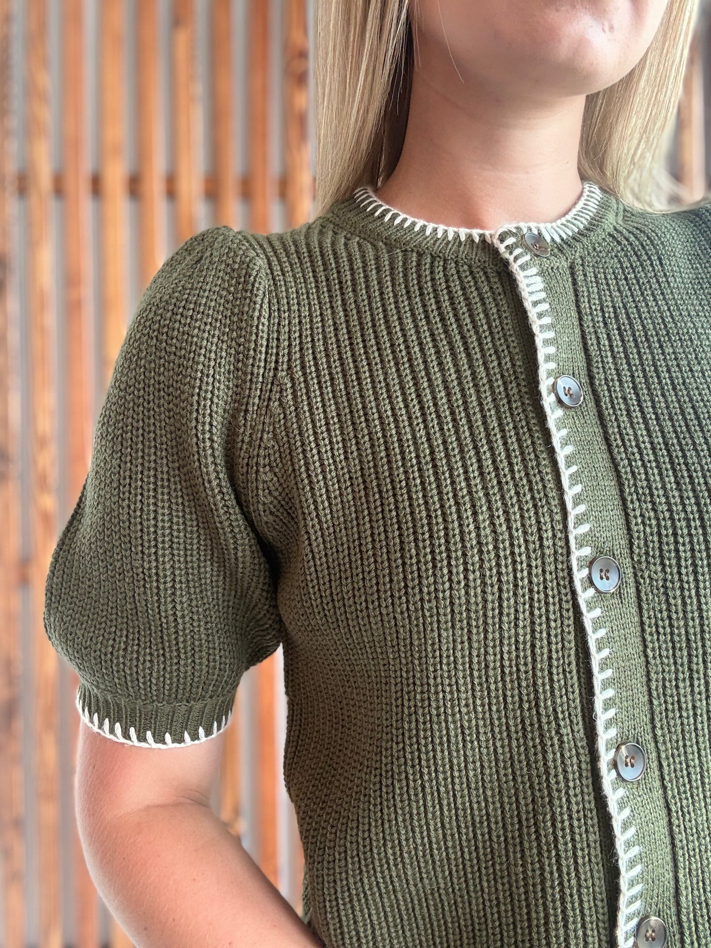 Short Puff Sleeve Cardi